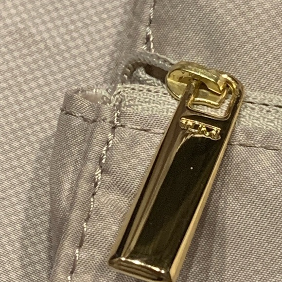 TUMI PreOwned Large Black W/Gold Accents Deluxe Check In Luggage Velour lined - Picture 8 of 16